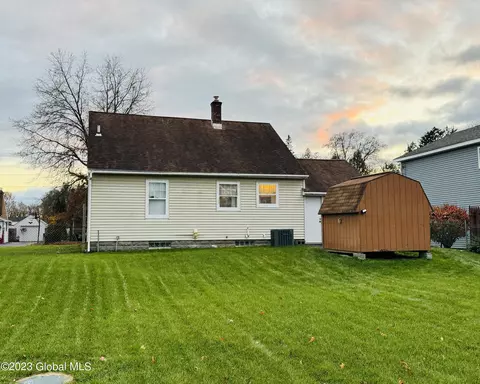 11 Witbeck Dr, Glenville, NY 12302 photo 12
