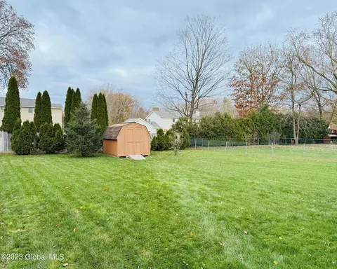 11 Witbeck Dr, Glenville, NY 12302 photo 15