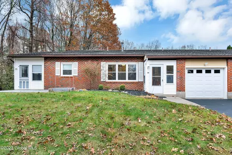 2 Deer Crk # A, Clifton Park, NY 12065