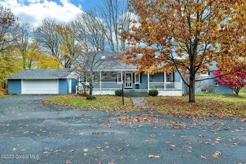 48 Worthington Blvd, Wynantskill, NY 12198
