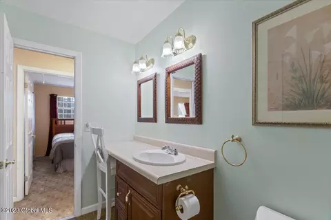 8 E Haystack Rd, Clifton Park, NY 12065 photo 15
