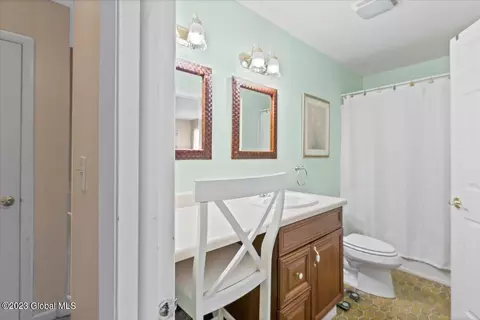 8 E Haystack Rd, Clifton Park, NY 12065 photo 16