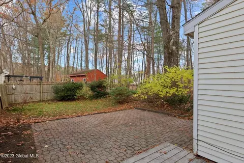 8 E Haystack Rd, Clifton Park, NY 12065 photo 19