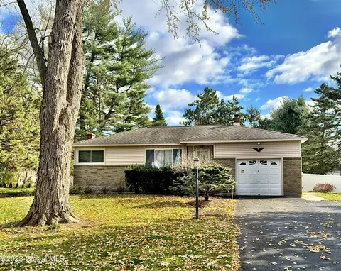 4 Pauline Ave, Albany, NY 12203