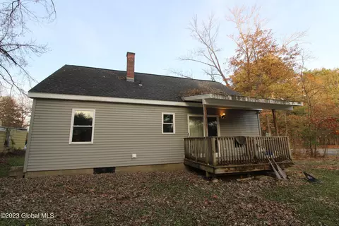 33 Charlton Rd, Glenville, NY 12302 photo 5