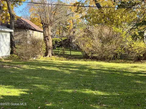 1284 Keyes Ave, Schenectady, NY 12309 photo 28