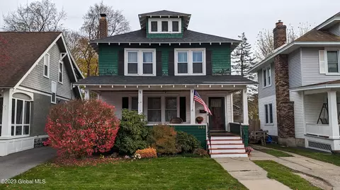846 Woodland Ave, Schenectady, NY 12309
