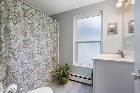 201 Alexander Ave, Schenectady, NY 12302 photo 17