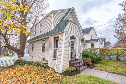 201 Alexander Ave, Schenectady, NY 12302 photo 2