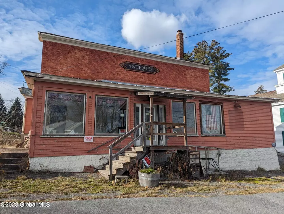 2073 Creek Rd, Crown Point, NY 12928 45 Photos Movoto