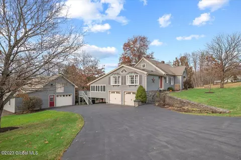 61 County Route 401, Greenville, NY 12083