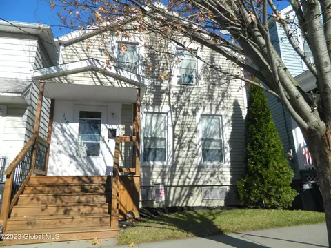 149 3rd Ave, Rensselaer, NY 12144