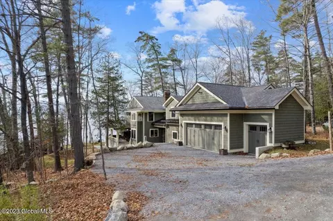 3029 N Lake George Way, Putnam Station, NY 12861