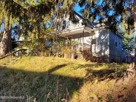 172 S Pine Ave, Albany, NY 12208