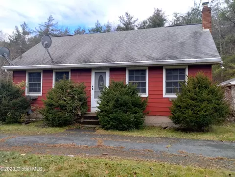 3502 Ny 2, Cropseyville, NY 12052