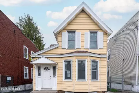393 Livingston Ave, Albany, NY 12206