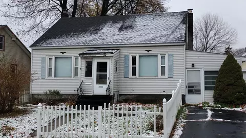 1535 5th St, Rensselaer, NY 12144
