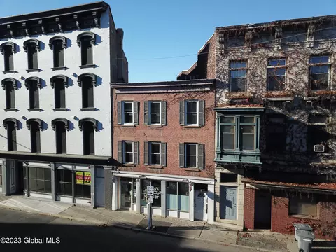 13 King St, Troy, NY 12180