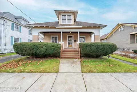 102 Sixth Ave, Gloversville, NY 12078