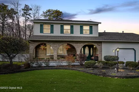 220 Shereen Ct, Schenectady, NY 12304 photo 40