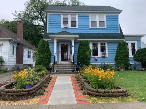 45 Marwood St, Albany, NY 12209