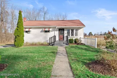 76 Fonda Rd, Cohoes, NY 12047