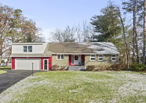 21 E Highland Dr, Albany, NY 12203