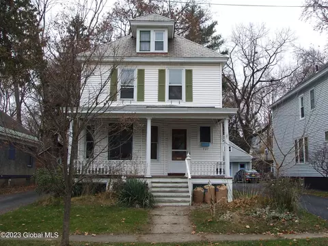727 Rankin Ave, Schenectady, NY 12308