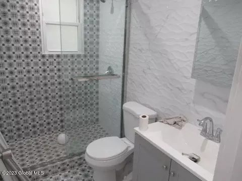 442 Cedar St, Schenectady, NY 12306 photo 20