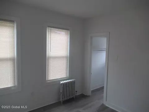 442 Cedar St, Schenectady, NY 12306 photo 8