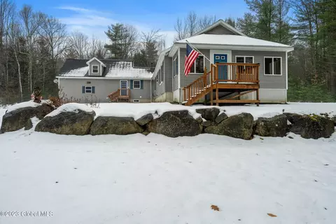 200 Stock Farm Rd, Chestertown, NY 12817
