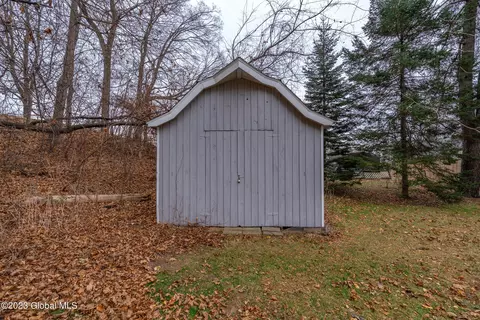 979 Riverview Rd, Schenectady, NY 12309 photo 45