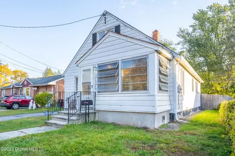 1758 Norfolk Ave, Schenectady, NY 12303