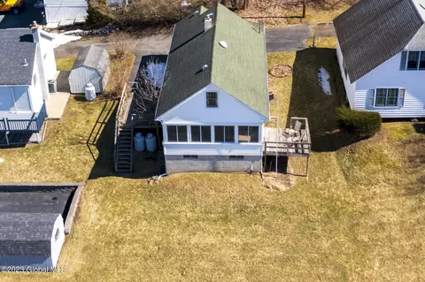 1 Connally Rd, Saratoga Springs, NY 12866