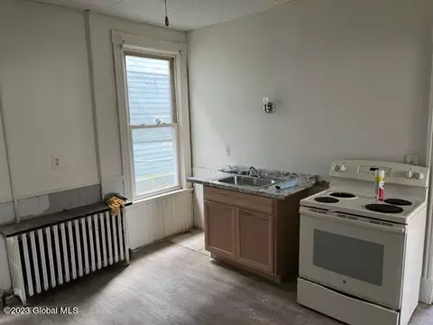 865 3rd Ave, Troy, NY 12182 photo 9