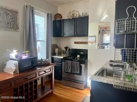 865 3rd Ave, Troy, NY 12182 photo 2