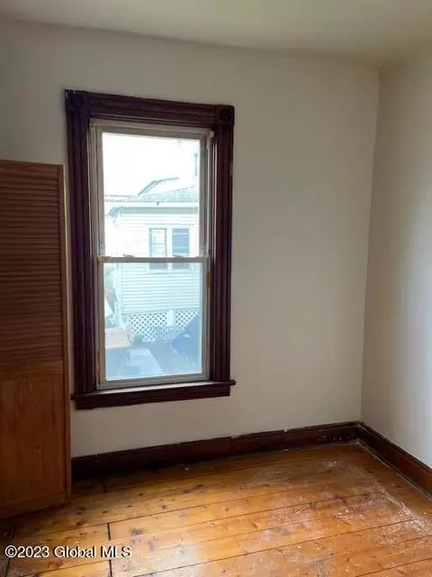 865 3rd Ave, Troy, NY 12182 photo 11