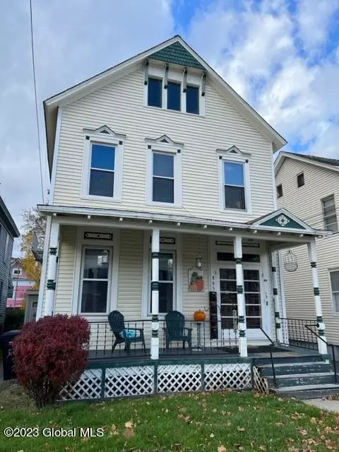 865 3rd Ave, Troy, NY 12182