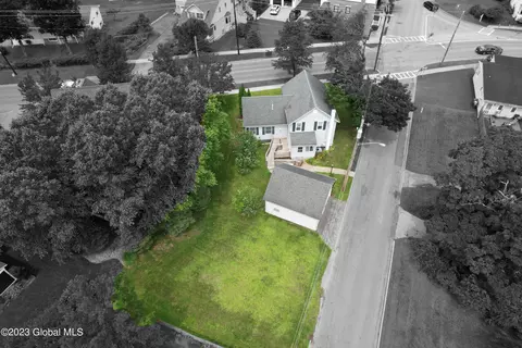 222 Grand Ave, Saratoga Springs, NY 12866