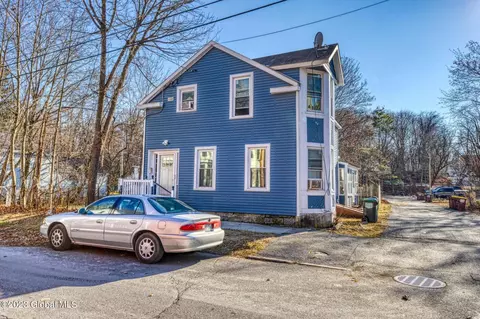 56 Van Buren St, Ballston Spa, NY 12020