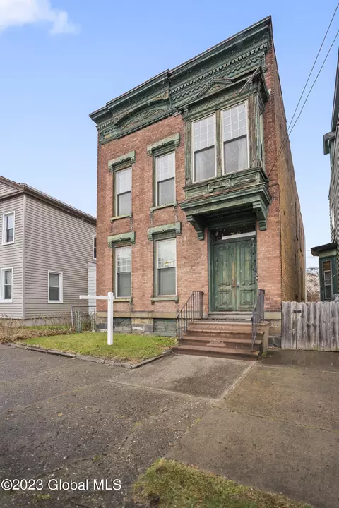 78 Hudson Ave, Green Island, NY 12183