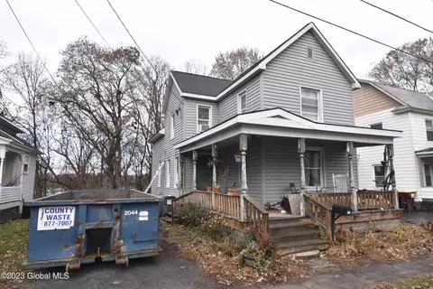 10 Weston Ave, Hudson Falls, NY 12839