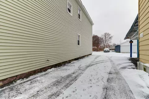 1106 3rd Ave, Schenectady, NY 12303 photo 4
