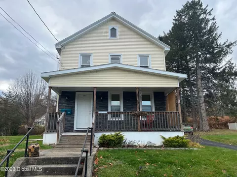 243 S Main St, Mechanicville, NY 12118