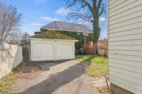 141 Elmer Ave, Schenectady, NY 12308 photo 25