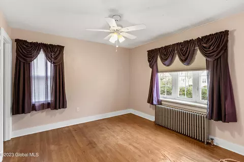 105 Gordon Rd, Schenectady, NY 12306 photo 8