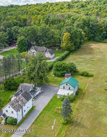 475 Maple Ave, Saratoga, NY 12866