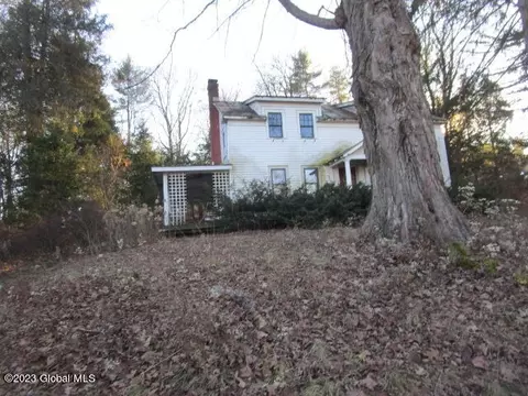 196 Palmer Ave, Corinth, NY 12822 photo 7