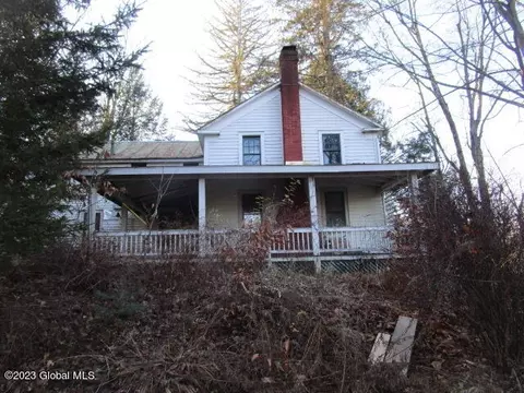 196 Palmer Ave, Corinth, NY 12822 photo 12