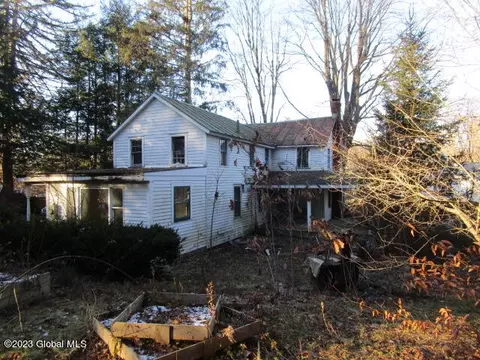196 Palmer Ave, Corinth, NY 12822 photo 22